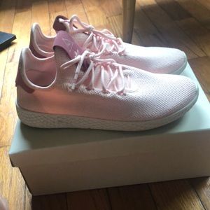 NWOT Pharrell Williams Pink Adidas